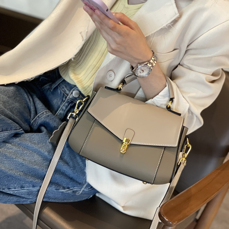 👜 Karys Elegant Crossbody Bag ⭐