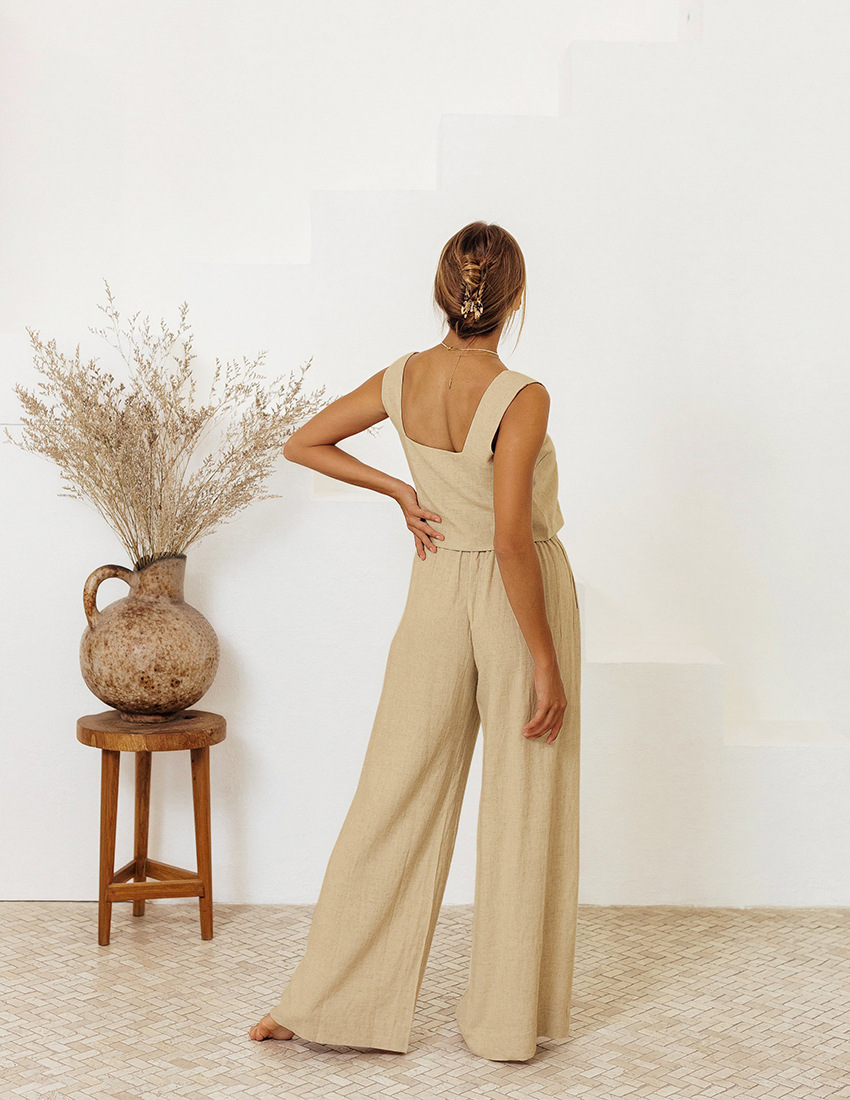 Cotton Karys Elegant Linen Set